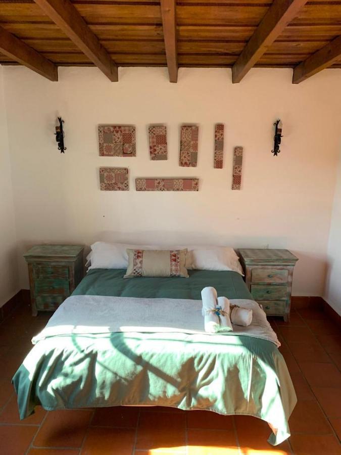 El Pueblo De Leo Hotel Badajoz Kültér fotó