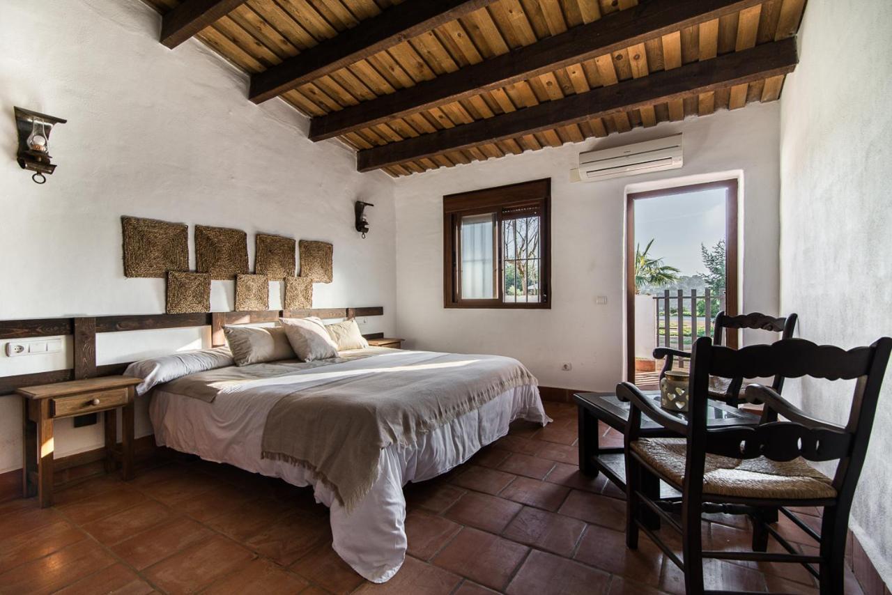 El Pueblo De Leo Hotel Badajoz Kültér fotó