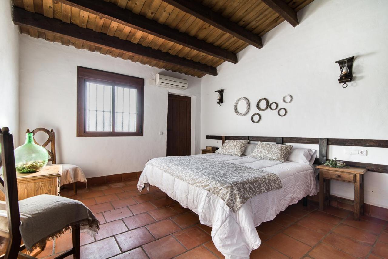 El Pueblo De Leo Hotel Badajoz Kültér fotó