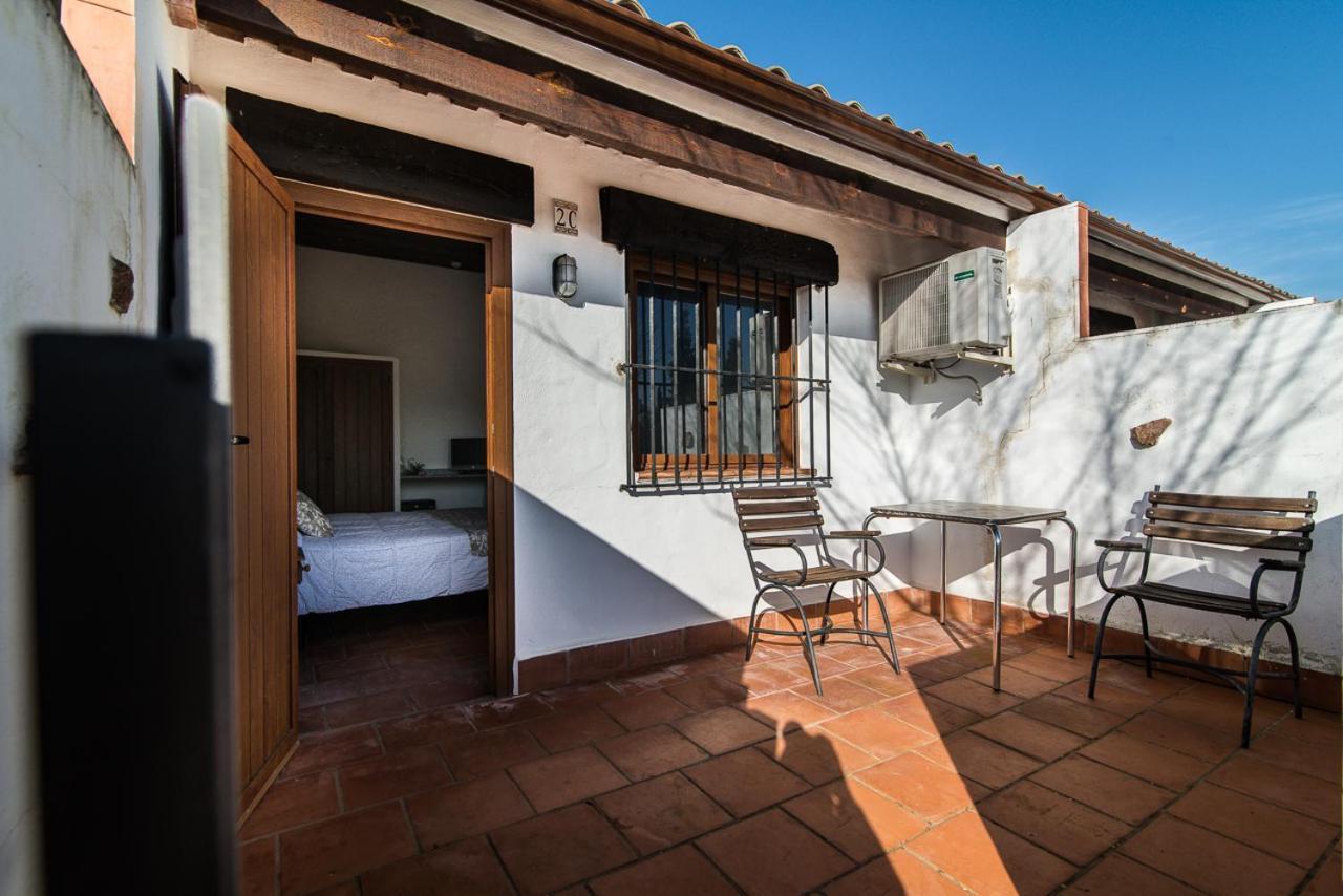 El Pueblo De Leo Hotel Badajoz Kültér fotó